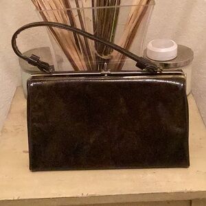 Hard shell purse